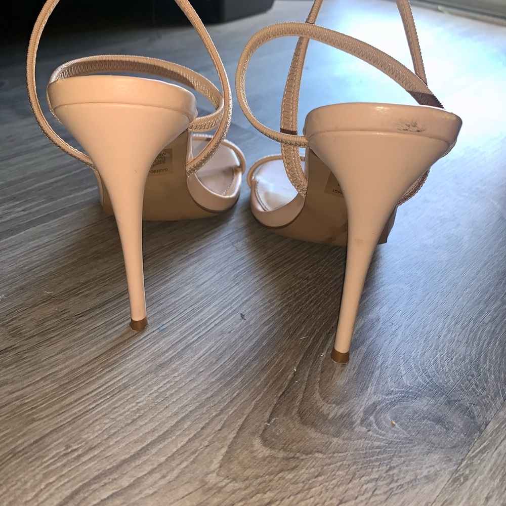 Cream Steve Madden heels - Picture 6 of 11